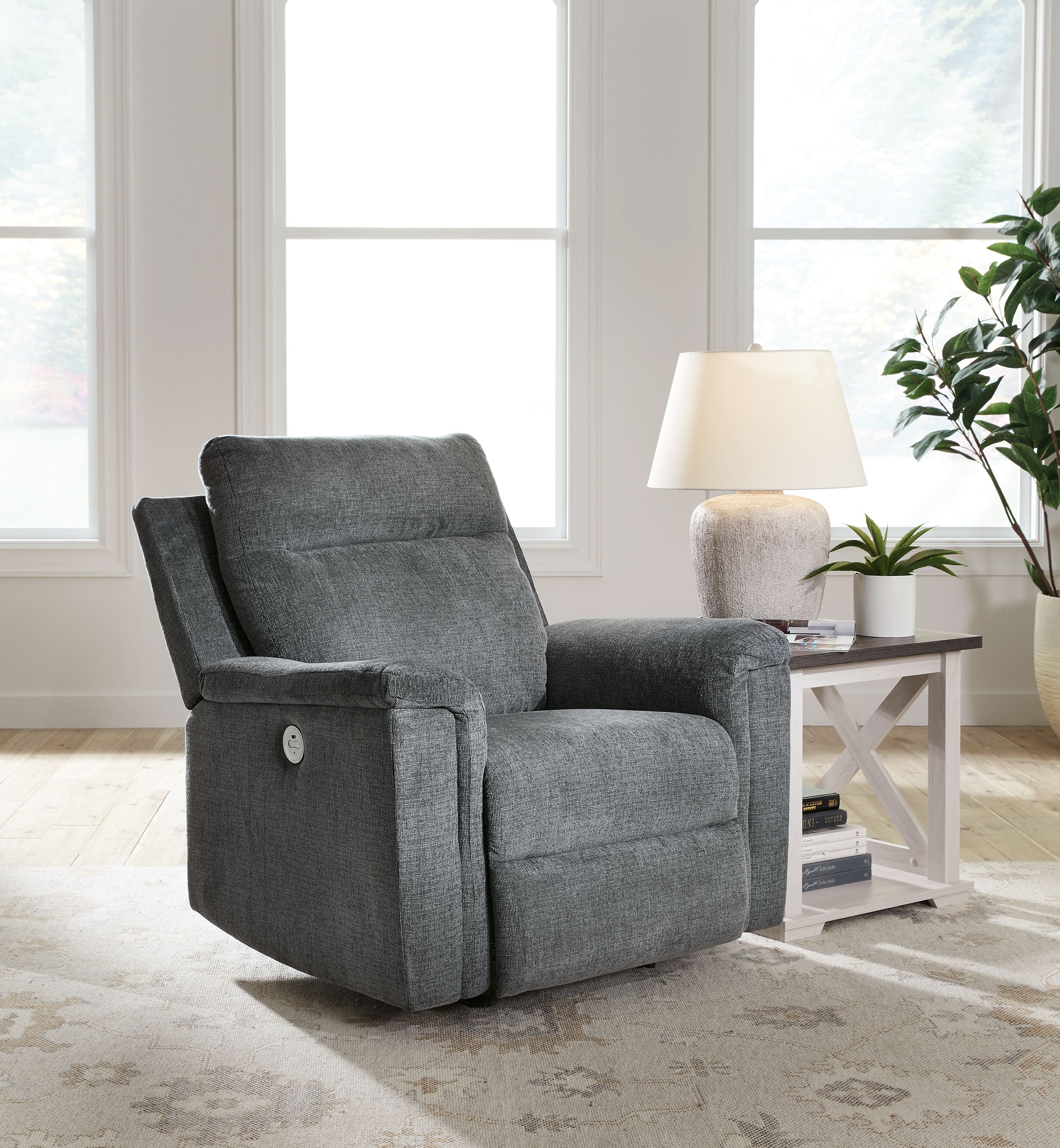 Living Room > Recliners