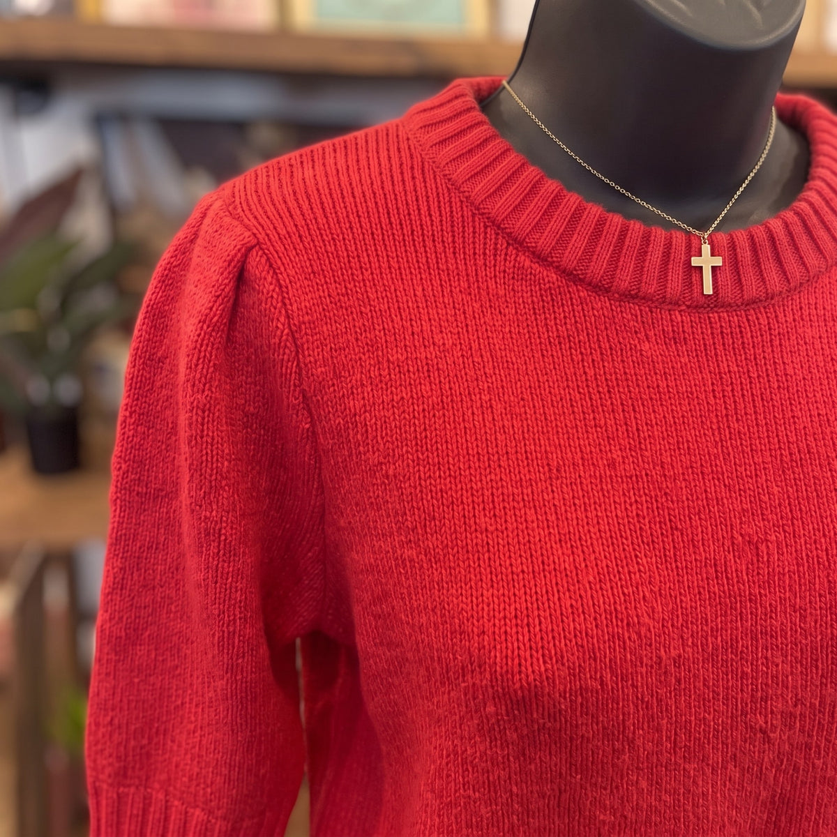 Puff Shoulder Cropped Sweater | Red — Detail close-up